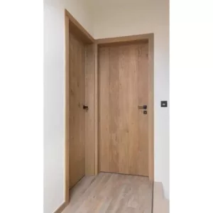 TRINVD00130 – Premium Lacquered Interior Door | High-Gloss Finish, Scratch-Resistant, Custom Size & Color, MDF/Plywood/Solid Wood