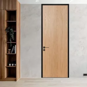 TRINVD00139 – Premium Lacquered Interior Door | High-Gloss Finish, Scratch-Resistant, Custom Size & Color, MDF/Plywood/Solid Wood